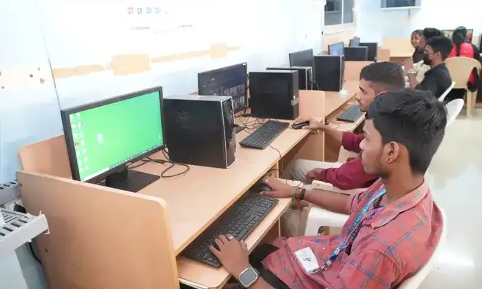 B.Com Information Technology department classroom and practical learning at SMS College of Arts and Science, Coimbatore
