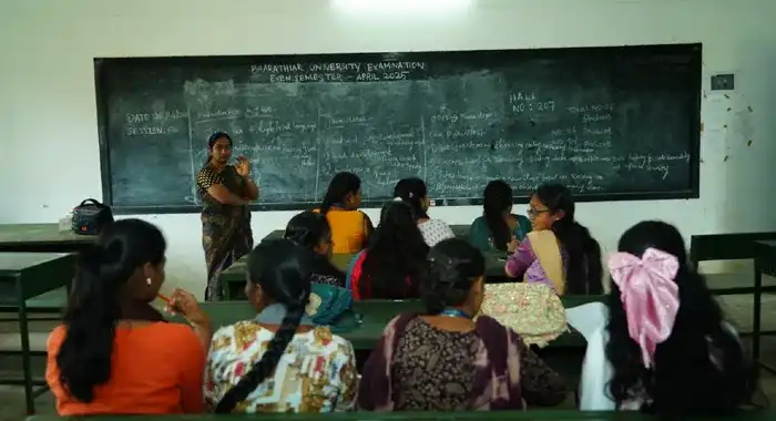 Smart classroom with modern teaching facilities at SMS College