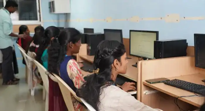 Well-equipped laboratories at SMS College of Arts and Science